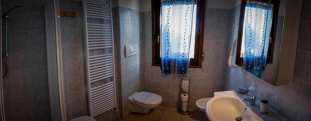 P&P Assisi Camere Bastia Umbra Quarto foto